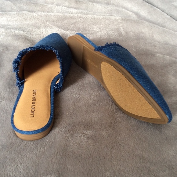 NIB Lucky Brand Bapsee Mules Indigo Denim 8.5 - Picture 4 of 4